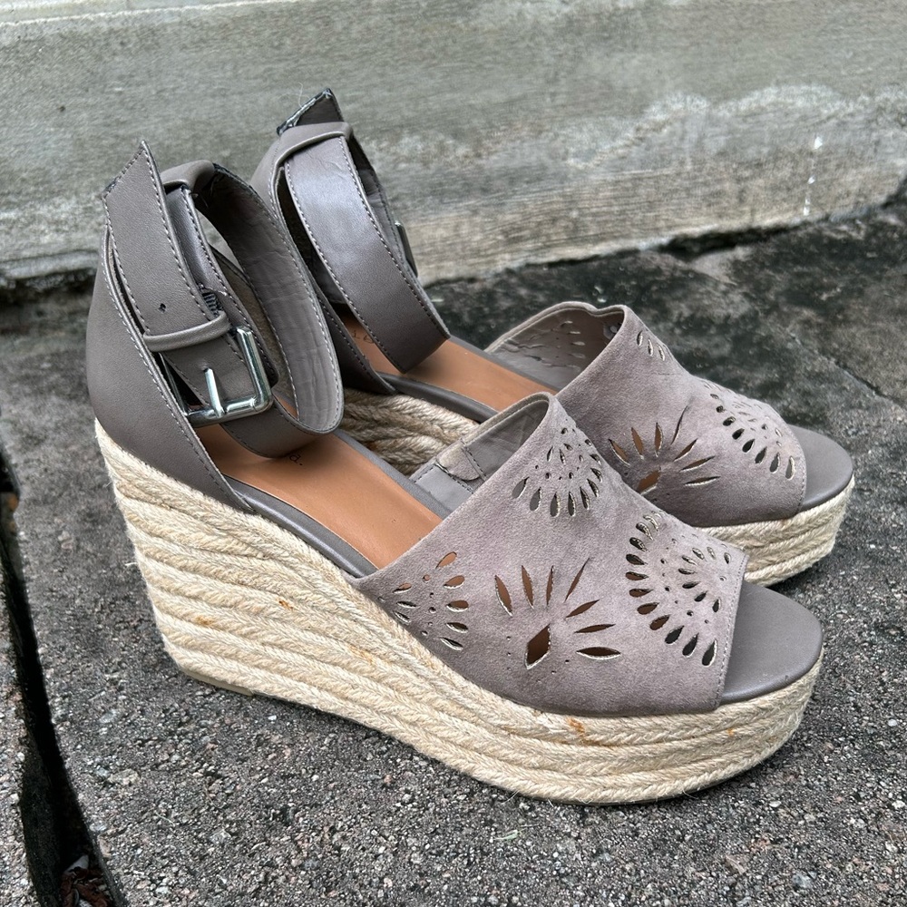 Indigo Rd. Espadrille Wedge‎ Heel Sandals